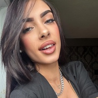 Iris - Erotische Tantra Massage