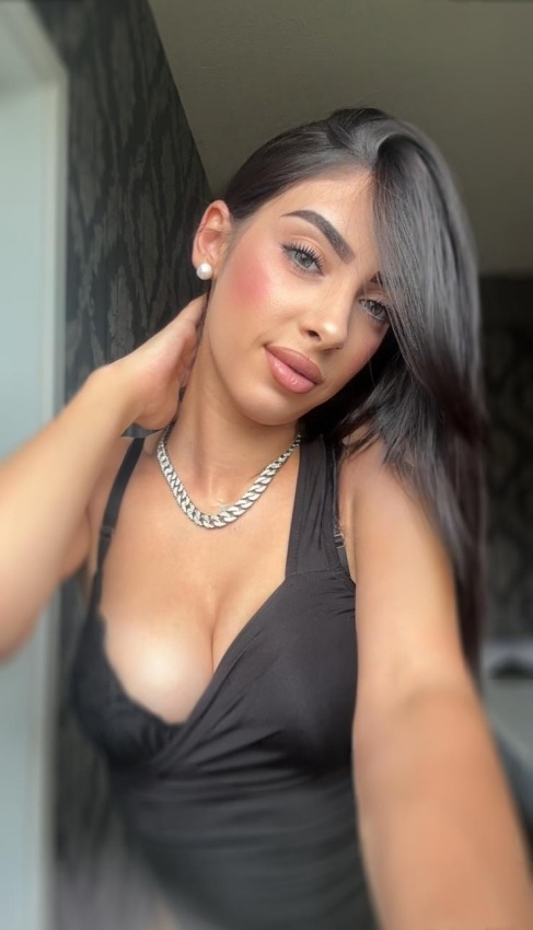 Iris - Erotische Tantra Massage