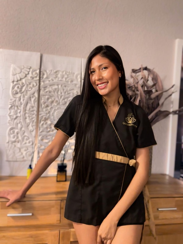 Samantha - Erotische Tantra Massage