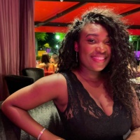 Sina - Erotische Tantra Massage