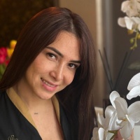 Tiana - Erotische Tantra Massage